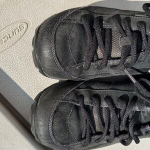 DANSKO PAISLEY WATERPROOF LEATHER VIBRAM SHOES SIZE 38 WOMEN